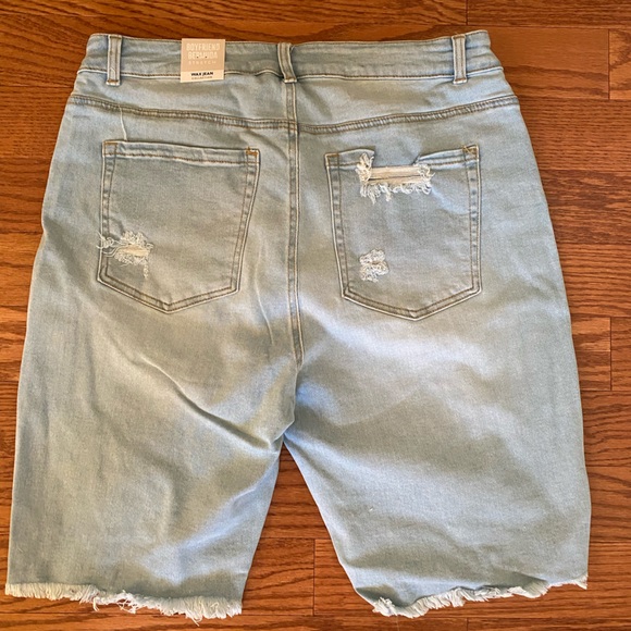 Fashion Nova At A Crossroads Bermuda Shorts- Light Blue Wash | size 3X | - Picture 5 of 5